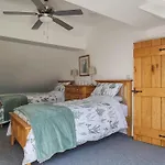 Beacon Casa de Férias *