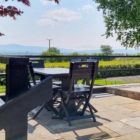 Holiday home Beacon Ivegill